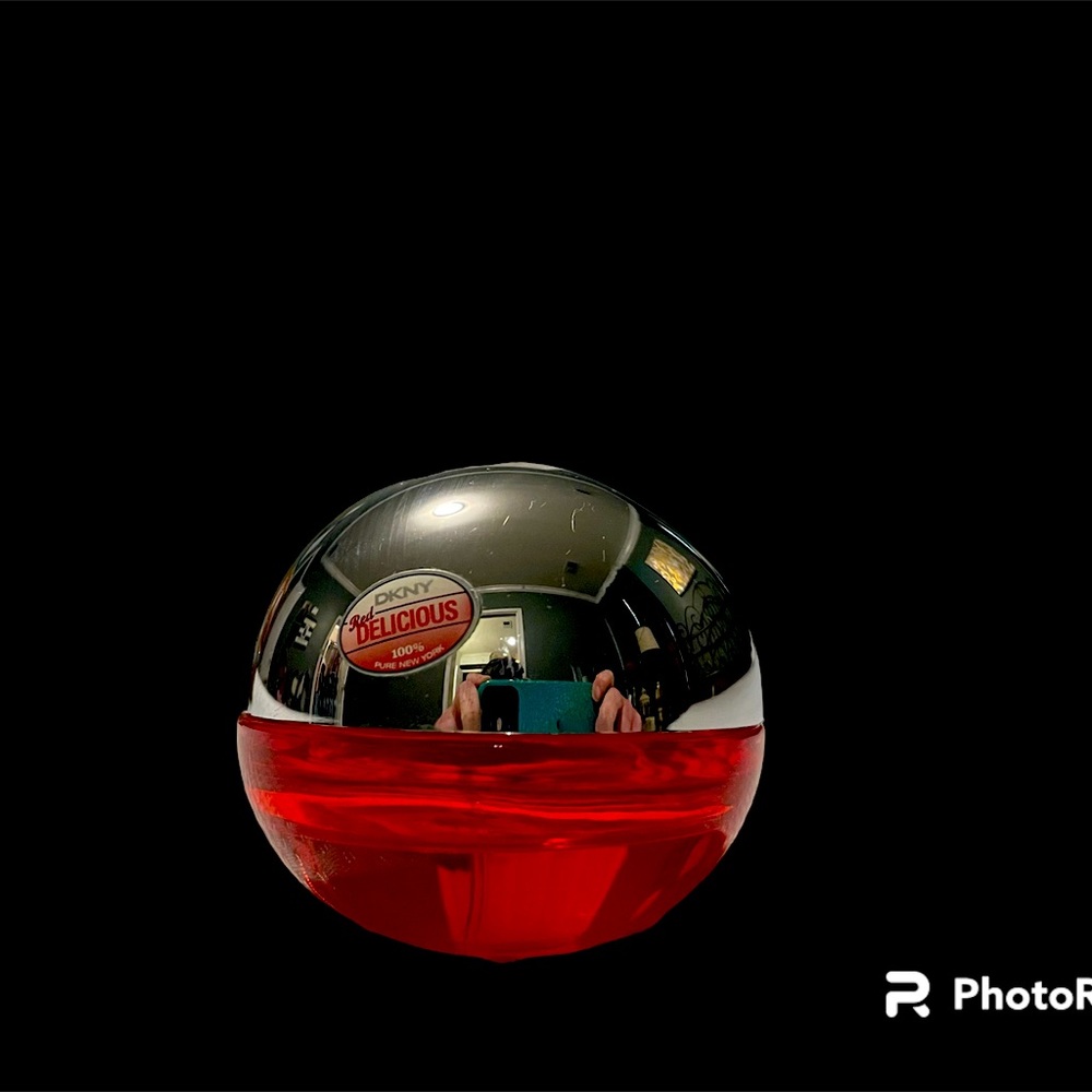 DKNY Red delicious small tester bottle!